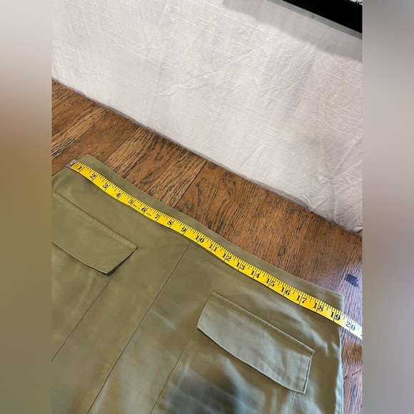 Khaki Pencil Skirt – C&A – EUR 46 💚 - Picture 4 of 9